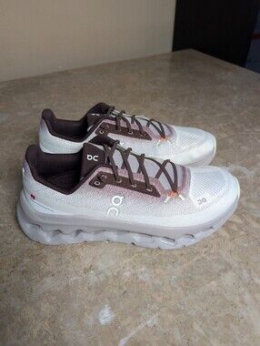 On Running Cloudtilt Quartz Pearl Swiss Engineering ®Running Shoes Women Size 11